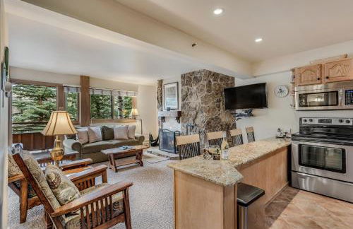 Laurelwood Condominiums 205 - Foto 2