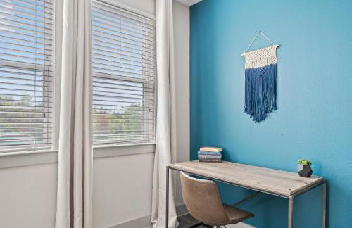 Modern & Chic 1BR Luxury Apts Close to Downtown & Airport - Photo 19