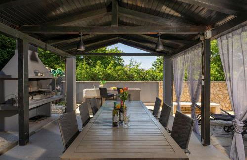 Haustierfreundliche Villa mit Privatpool, Panoramablick und freien Eintritt ins Ferienresort Lanterna - Foto 34