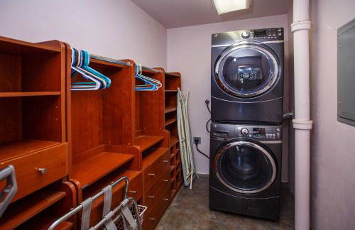 Dog-Friendly Home with Balcony and Yard in Surgeon Bay - Foto 28