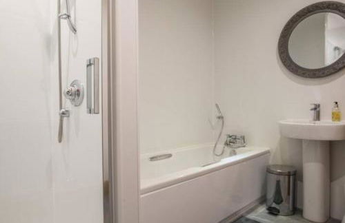 Luxury Flat, 20 Minutes by train from Edinburgh - Foto 13