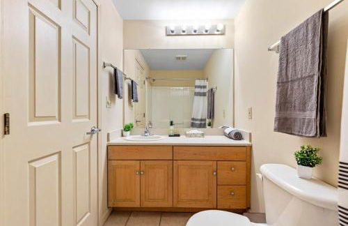 Spacious Downtown Loft Bunkbeds 2 TVs Gym - Foto 42