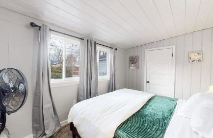 Modern Family Home with Three King Beds Near VA & Anschutz - Foto 13