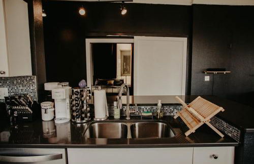 The Downtown Bungalow Loft - Foto 26