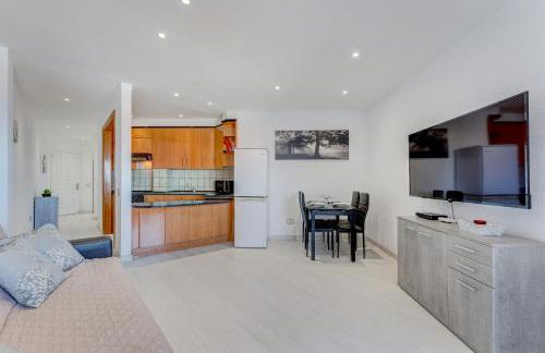 Wonderful apartment with a Sea view, WiFi, Pool - Foto 4