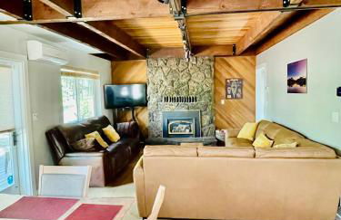 Welcome to The Village Hideout, Steps to the Village, Resort, Golf, SHARC, AC, Hot-tub, Grill and Bikes - Foto 23