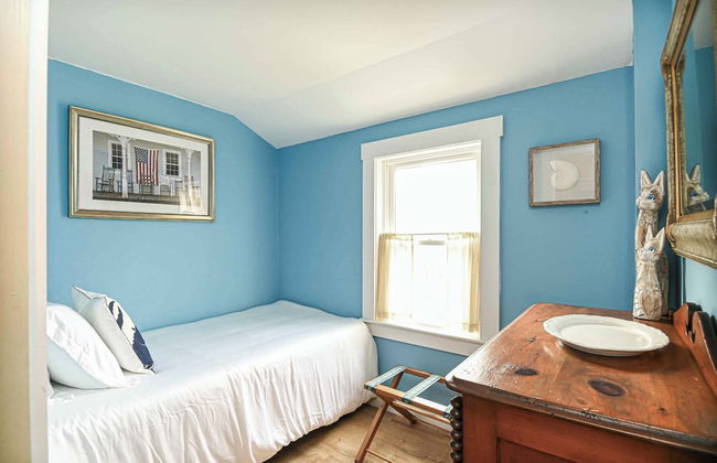 Cape Neddick Coastal Hideaway New England Charm! - Photo 3