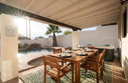 Game Room Resort Pool HotTub Modern Desert Oasis - Foto 64