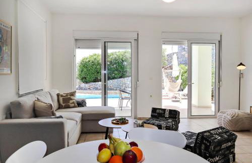 Villa Lawton - Magnificent sea & mountain views! - Photo 14