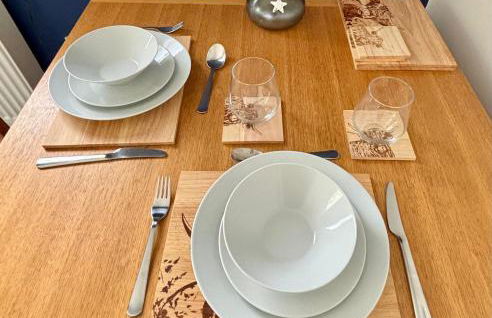 Garrick's Suite-Home away from Home- suitable for couples retreat, Contractors and NHS- free parking - Foto 16