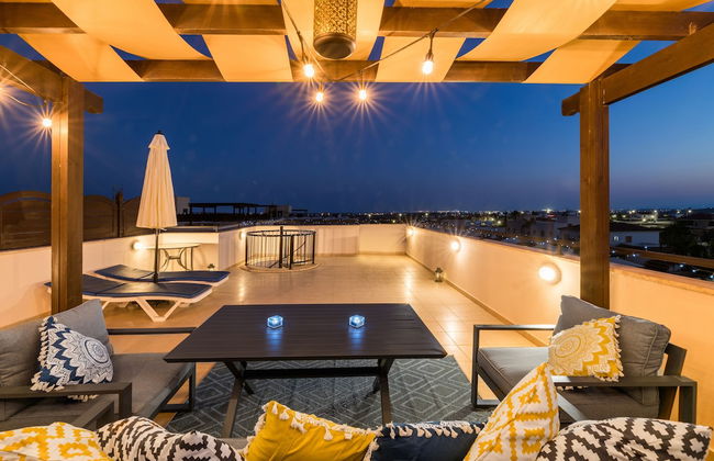 Private Roof Top Terrace Overlooking Pool in Pyla - Foto 16