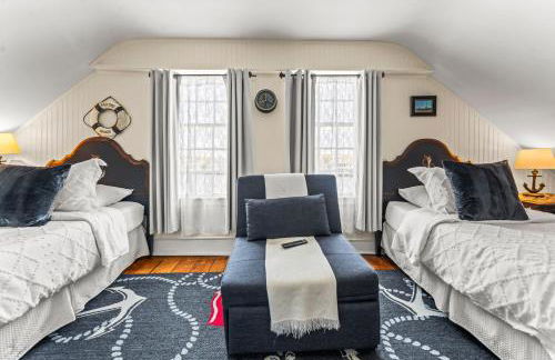 Mystic Riverfront Captain's Home - Foto 17