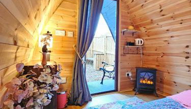 The Laurels - Wood Fired Hot Tub and Firepit - Foto 4