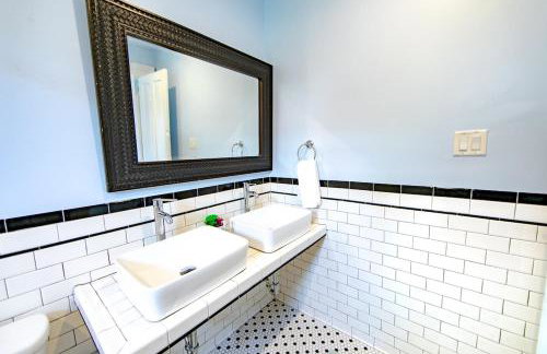 St Ann Creole Victorian - 5 bed-5 bath - Photo 11