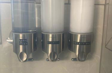 New, Fun-Size Benbow House! - Foto 14