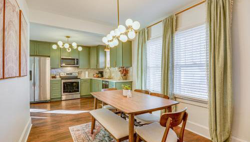< 1 Mi to MSU! Updated Springfield House w/ Deck - Photo 2