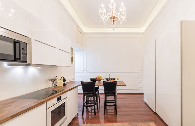 Music Academy Suite Café Vian Apartman Kft - Photo 12