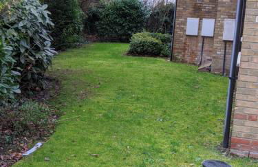 Oaklawn Apartment - Sleeps 4 Parking & Garden - Photo 27