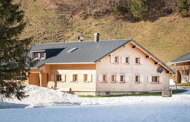 HammerleHaus - Photo 1