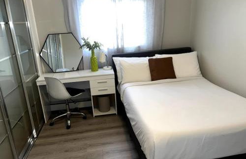 Stylish 3-Bedroom Stay Free Parking - Foto 6