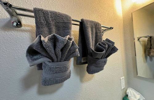 Modern condo near Fremont Street - Foto 50