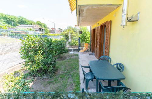 House of Camellias - Ground Floor with Garden - Foto 42