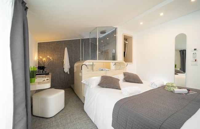 iConic Wellness Resort - Photo 9