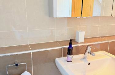 Luxury Villa with Beach Hut and Hot Tub - Photo 26