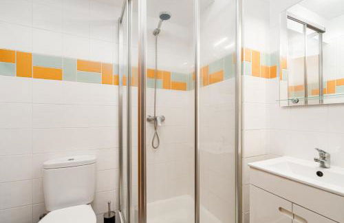 New Santa Cruz Airport & Downtown Apartment - Foto 17