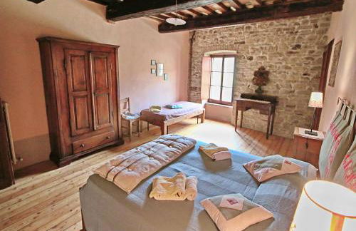 Farmhouse in Apecchio with Pool and Terrace - Foto 18