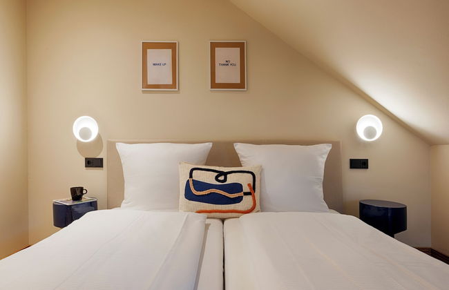 homie stay am Paradeplatz in der Würzburger Innenstadt - Foto 7