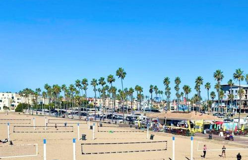 Beach House with Rooftop Jacuzzi - Foto 59