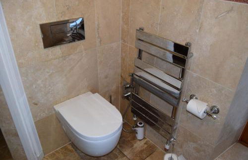 Amazing 4 Bed Scottish Baronial Style House - Foto 23