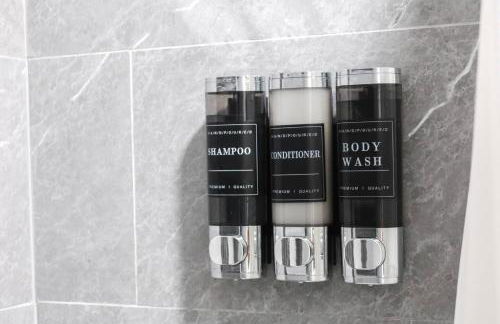 8BR 4BA Home Near NYC -Sleeps 16 - Foto 61