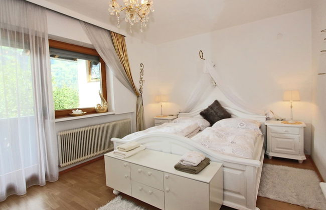 Apartment in Stumm Near Ski Slopes - Photo 4