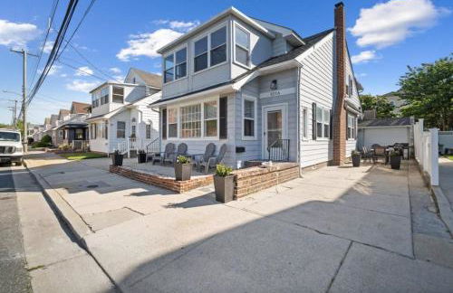 Salt Life Retreat Unit A-2BR/2BA, Heart of Margate - Foto 3