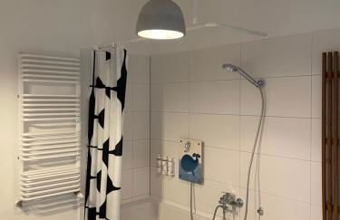 ApartNaest Radeberg - vollausgestattete 1 - bis 4-Zimmer Apartments l 24h Zugang per Code l Check-in Anleitung über Posteingang l Parkplatz auf Anfrage l Frühstück optional - Foto 59