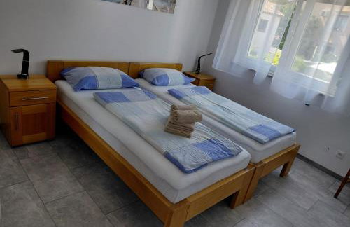 Ivana's Apartments with Amazing Pool Access - Foto 48