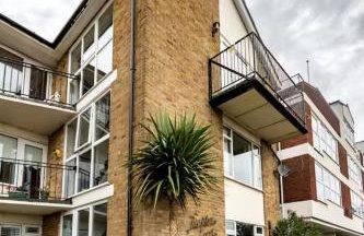 Sunrise Lodge 2-Bedroom Flat EastBeach sleeps 4 - Pass the Keys - Foto 2