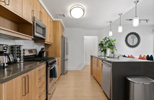 Amethyst Horizon - Stylish peaceful 2BR w zen Garden View Pool Gym - Foto 23