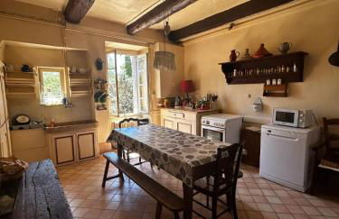 Villa historique à Berrias-et-Casteljau, 350 m² avec piscine privée - Foto 10