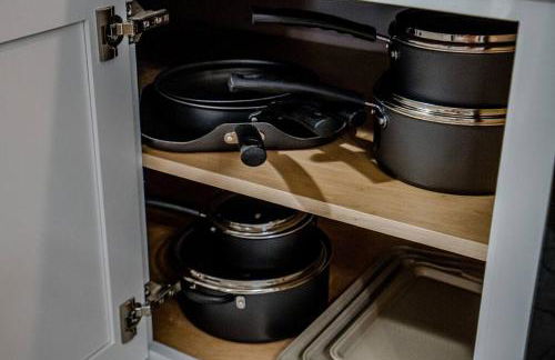 Vineyard Cottage-Pet Friendly & Walk to Oaklawn! - Foto 24