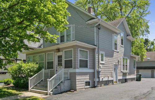 Apt with heated garage Libertyville Near Naval Base - Foto 16