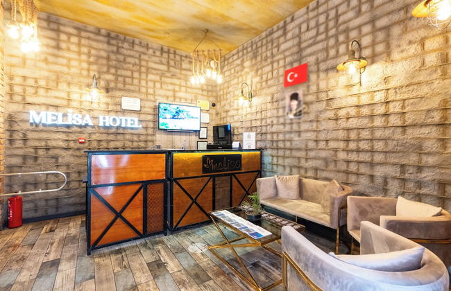 MELISA SUIT RESIDENCE - Photo 3