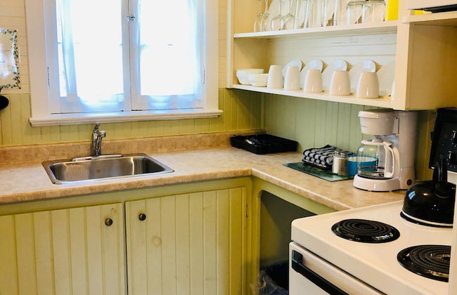 Green Gables Bungalow Court - Photo 46