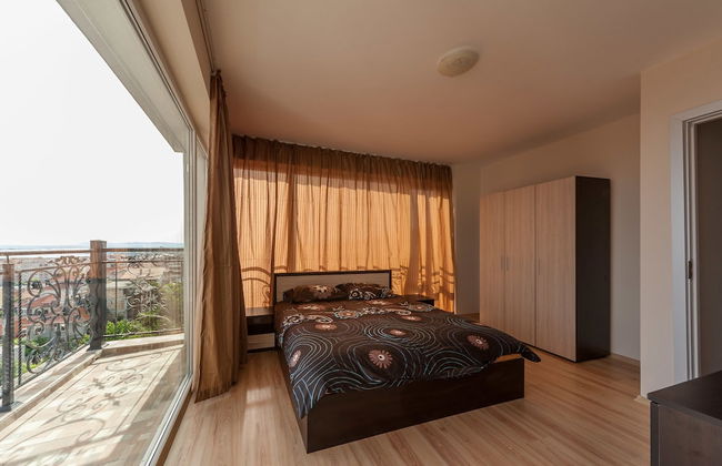 ROEL Residence Apartments - Photo 14