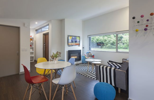 22 Hallenstein Apartments by Staysouth - Photo 47