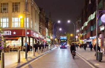 Modern 2 Bedroom Flat with private outdoor terrace - Foto 17