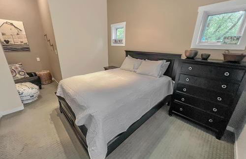 Monarch Cove Home off West Lake - Foto 10