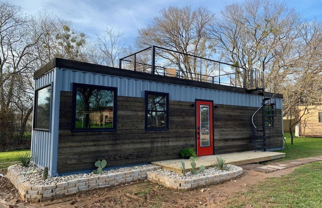 The Hacienda Container Tiny Home 12 min to Magnolia Baylor - Foto 1